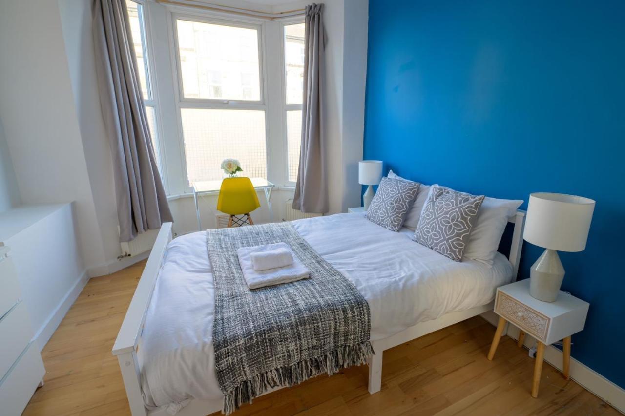 Holiday home Spacious 5 Bed House, Perfect For Groups, Great Location Liverpool