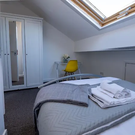 Spacious 5 Bed House, Perfect For Groups, Great Location Liverpool Exterior photo